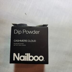 Nailboo Dip Powder } Cashmere Cloud } 0.8 OZ.